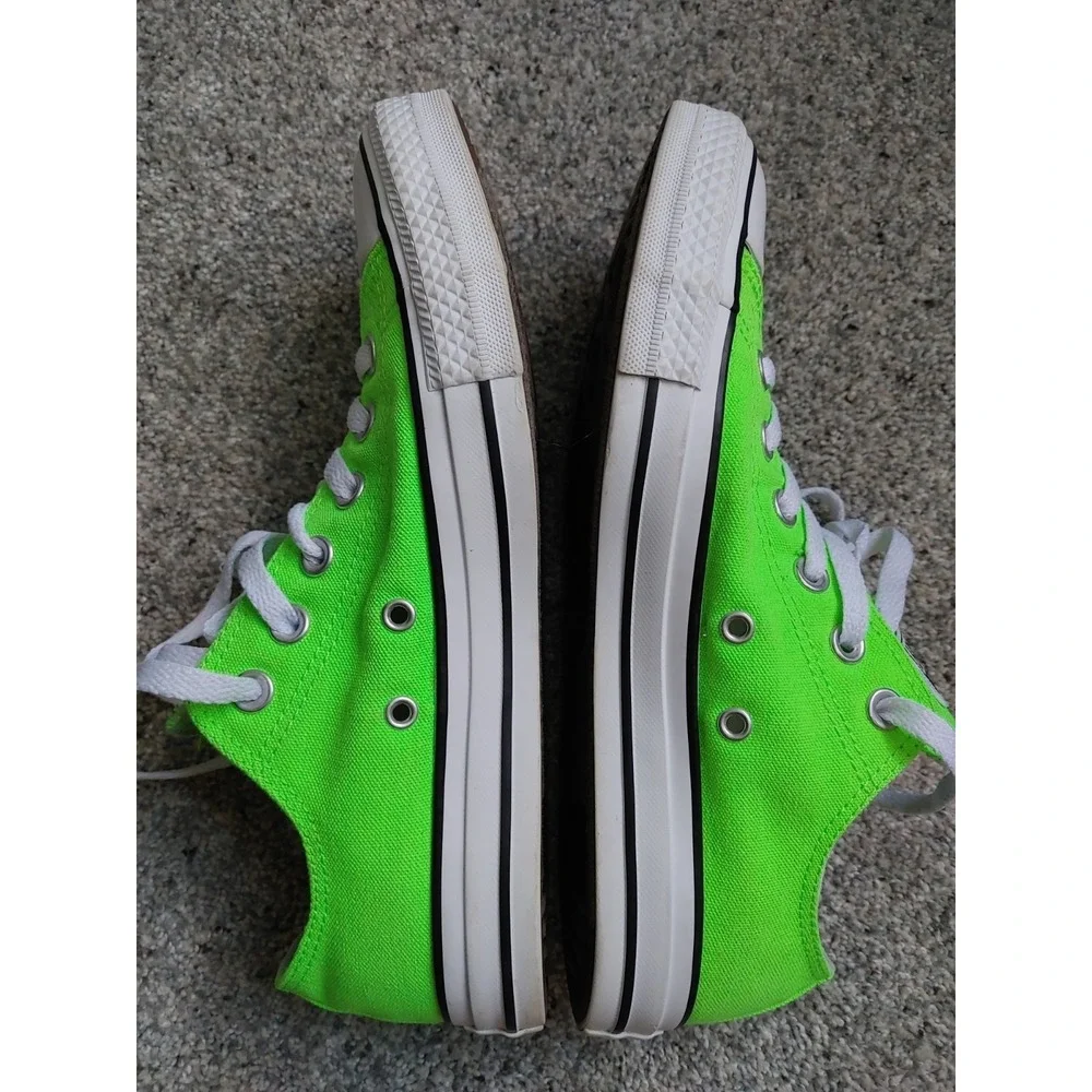 Converse Chuck Taylor All Star Classic Low Top Sneaker 6M 8W Neon Lime Green EUC - Picture 10 of 10